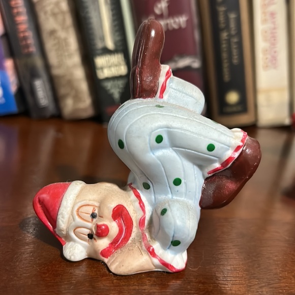 Set of 4 porcelain clowns - Picture 3 of 5